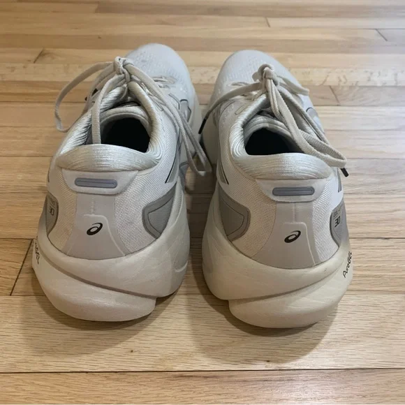 ASICS Men's Gel-Kayano 30 Running Shoes Oatmeal/Black Athletic Comfort Size 12 - Picture 5 of 9